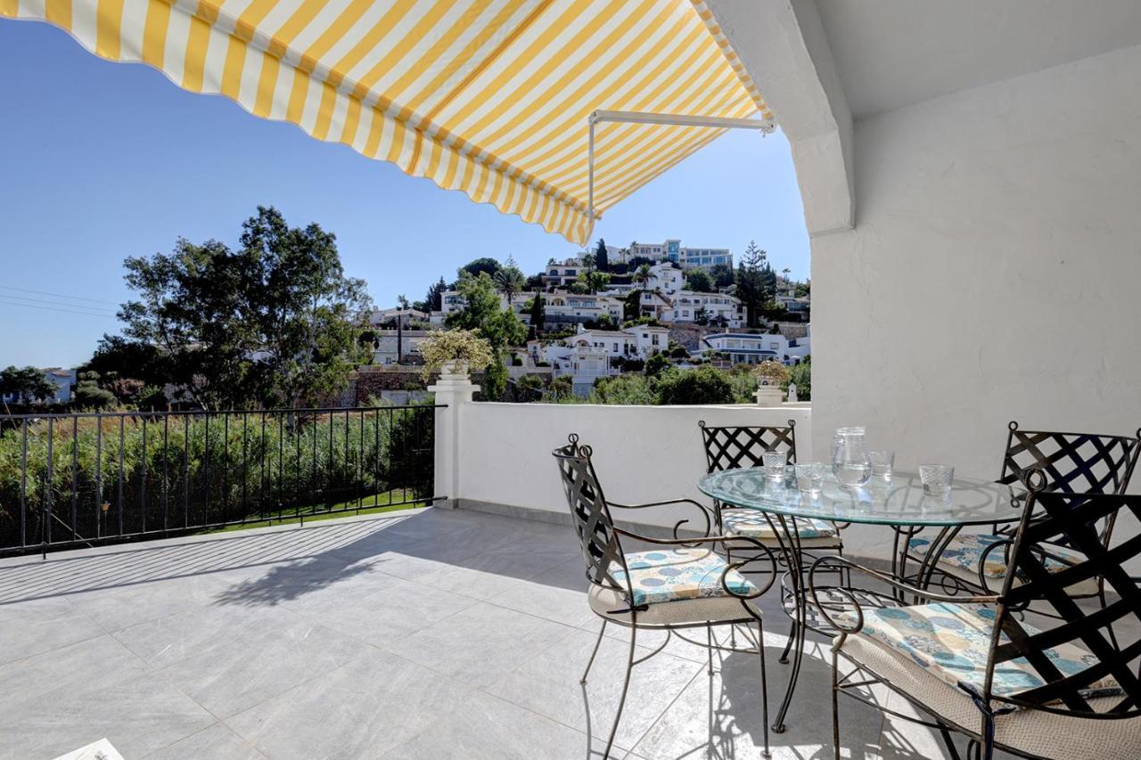 Quaint 2 Bedroom Townhouse With Pool Close To Sea! ベナルマデナ エクステリア 写真