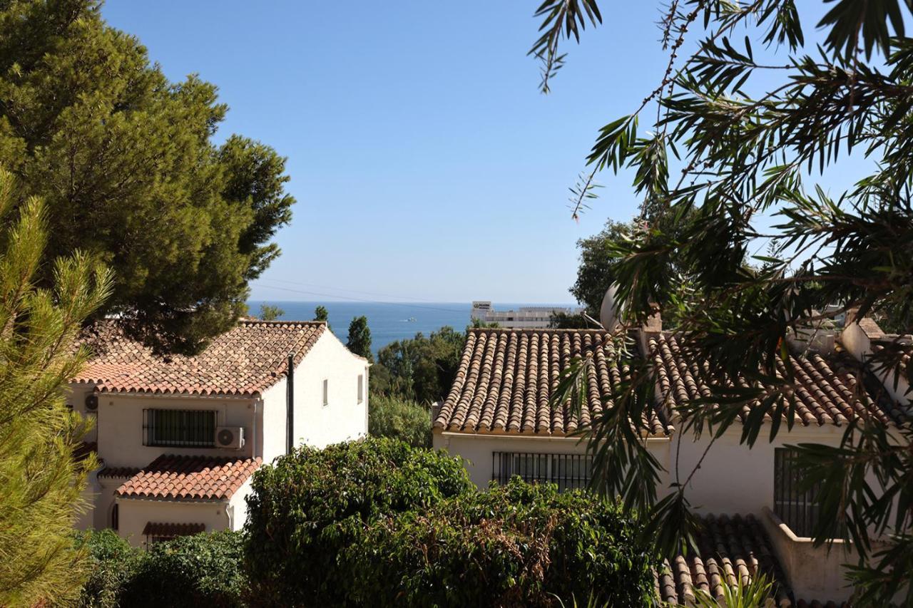 Quaint 2 Bedroom Townhouse With Pool Close To Sea! ベナルマデナ エクステリア 写真